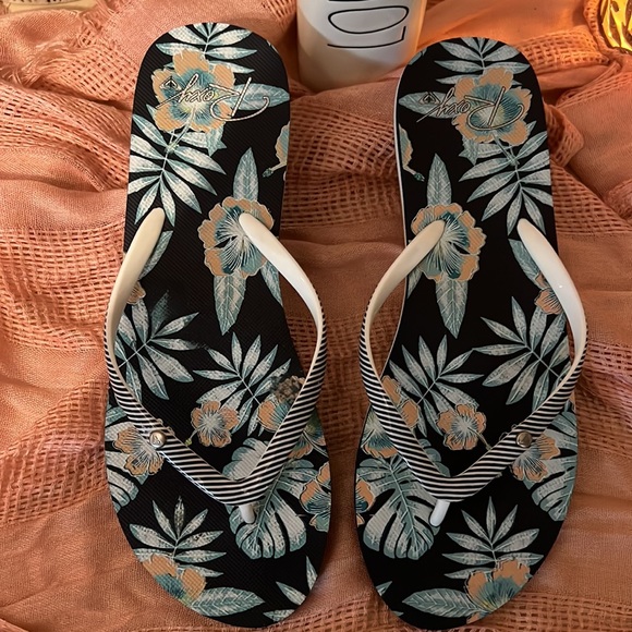 Roxy Flipflop’s - Picture 2 of 9